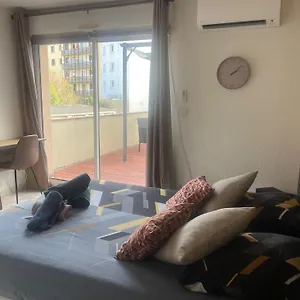 https://studio-climatis-et-grande-terrasse-tarbes-centre.midi-pyreneeshotels.com